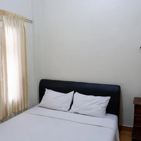 Khresna Guest House Malioboro Mitra Reddoorz-3